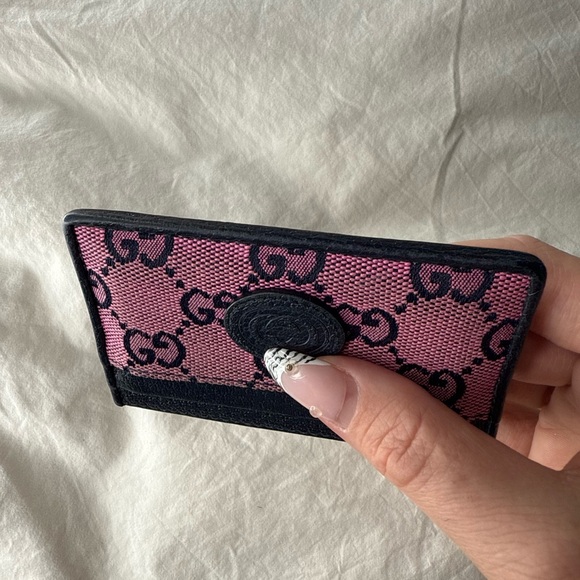 Gucci monogram card holder - Picture 13 of 16